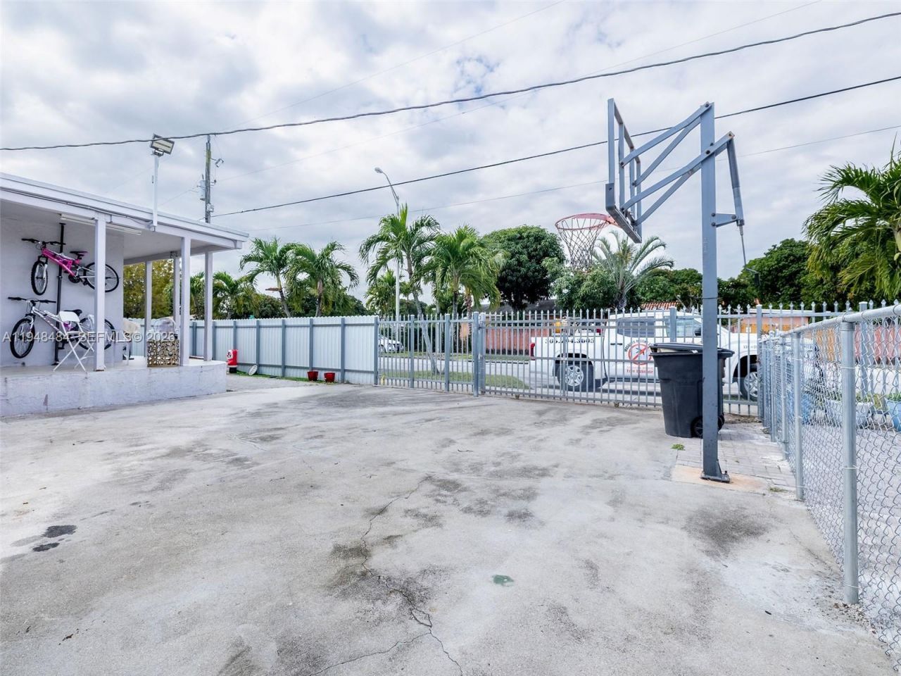 201 E 44th St, Hialeah, FL 33013 Photo
