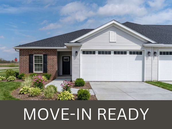 1 FRANK Court, Le Claire, IA 52753