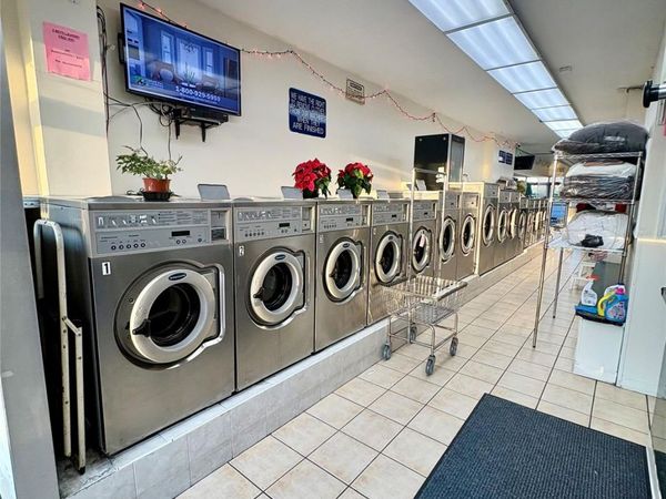 297 EAST MEADOW Avenue, East Meadow, NY 11554