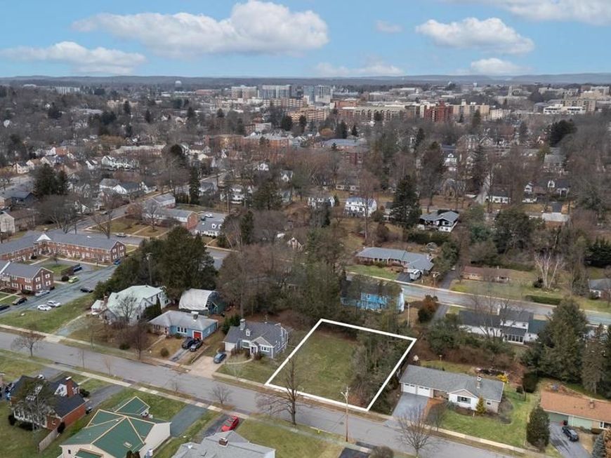 253 E Mccormick Avenue, State College, PA 16801 Main Photo