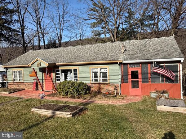 1839 TREVORTON ROAD, COAL TWP, PA 17866