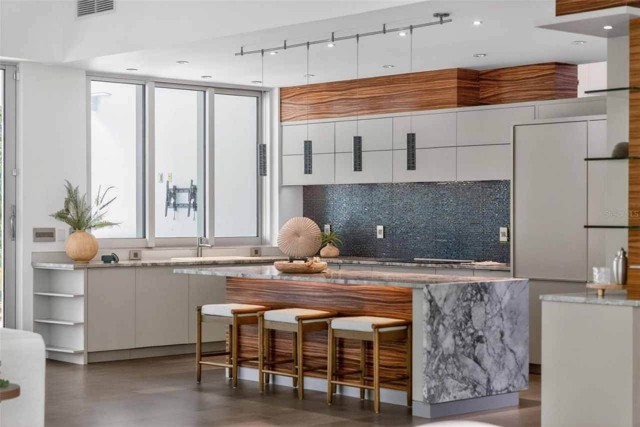 1617 Palmetto Lane, Sarasota, FL 34236 Photo