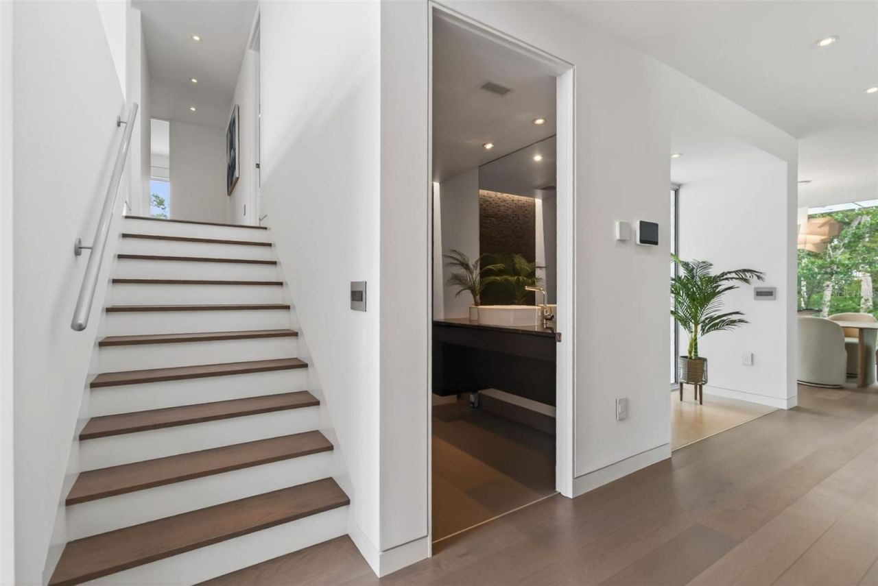 1617 Palmetto Lane, Sarasota, FL 34236 Photo