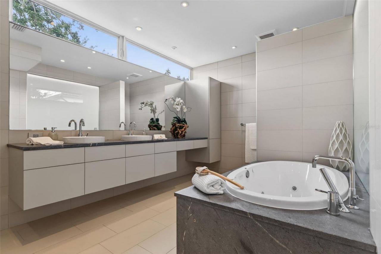 1617 Palmetto Lane, Sarasota, FL 34236 Photo