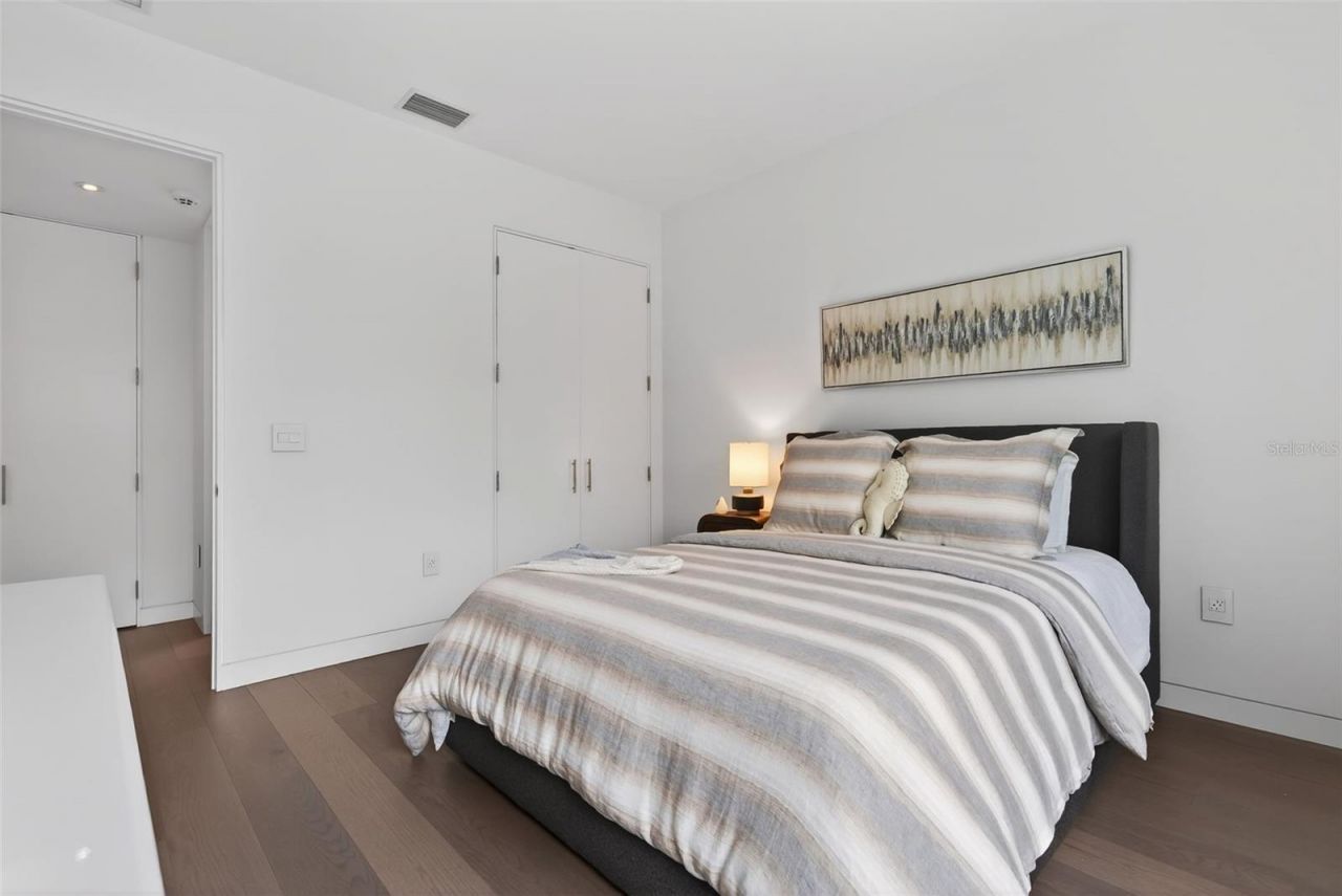 1617 Palmetto Lane, Sarasota, FL 34236 Photo