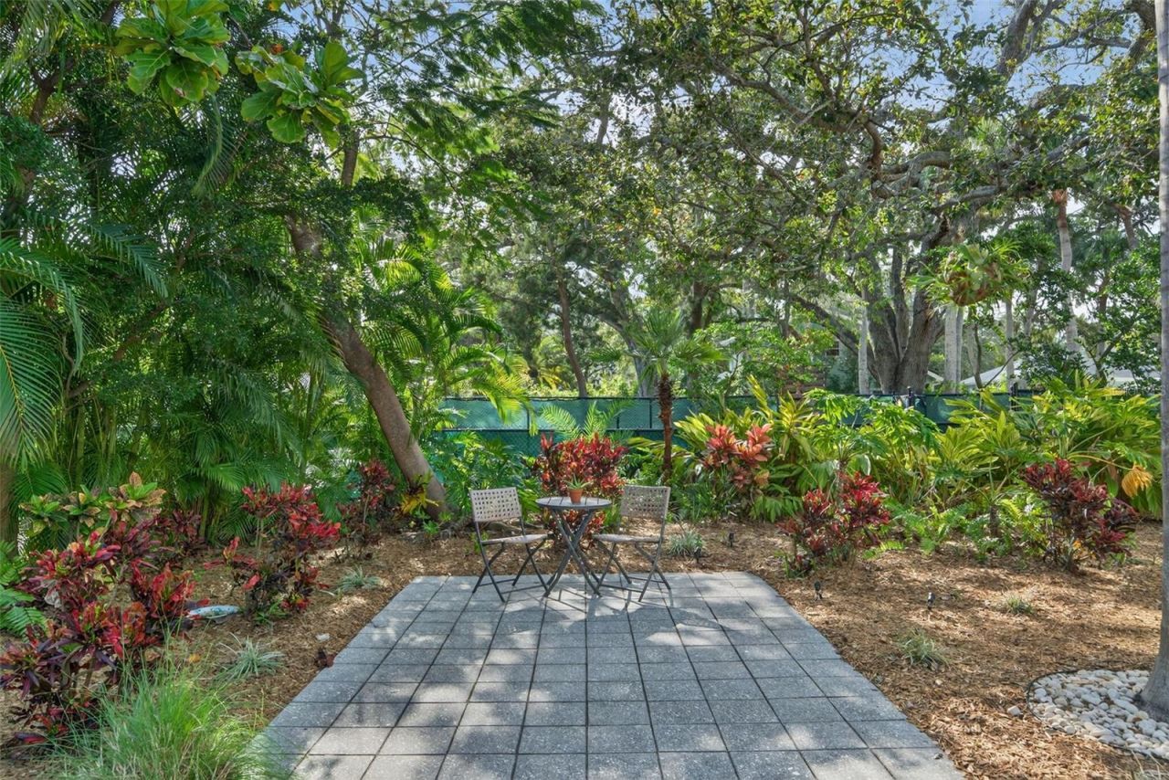 1617 Palmetto Lane, Sarasota, FL 34236 Photo