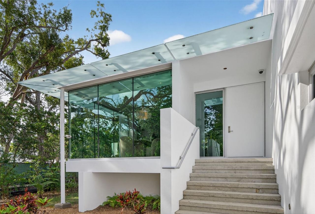 1617 Palmetto Lane, Sarasota, FL 34236 Photo