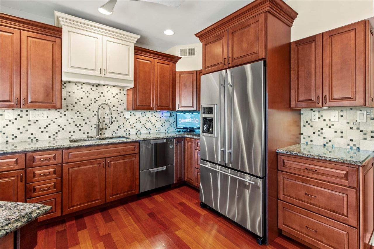 4565 Bay Club Drive, Unit 27, Bradenton, FL 34210 Photo