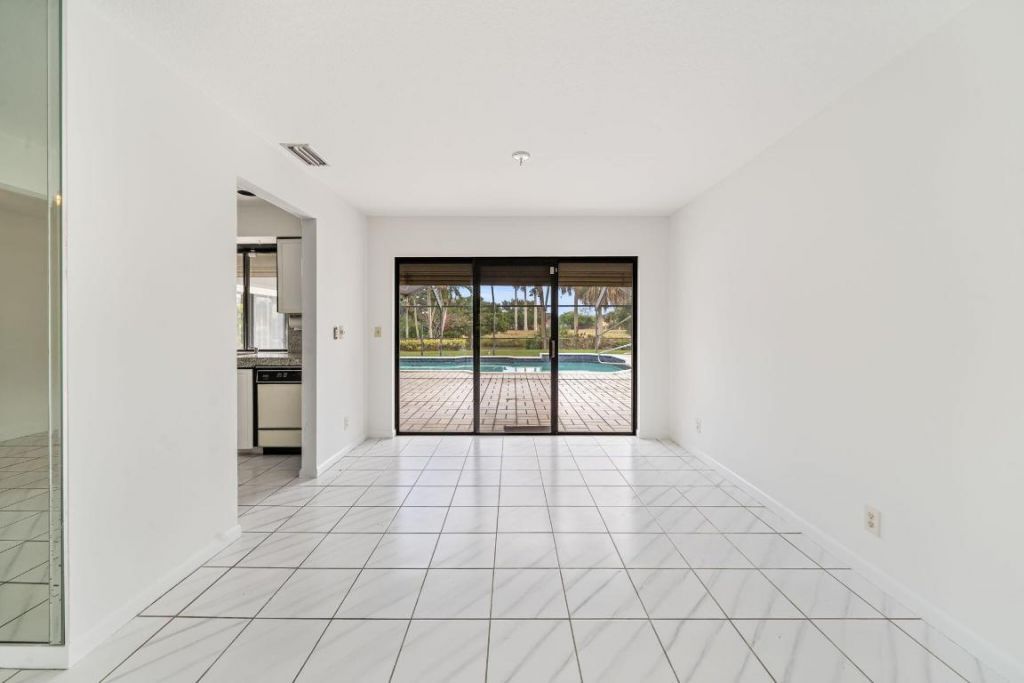 256 Sandpiper Avenue, Royal Palm Beach, FL 33411 Photo