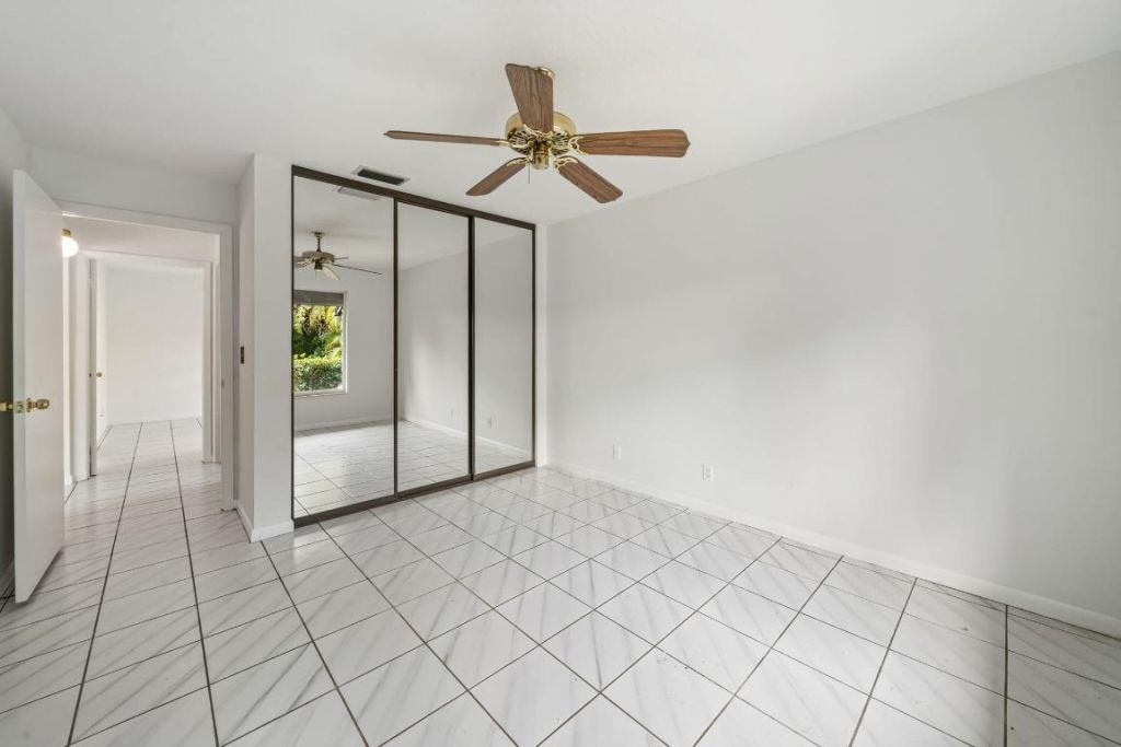 256 Sandpiper Avenue, Royal Palm Beach, FL 33411 Photo
