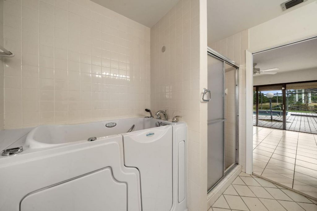 256 Sandpiper Avenue, Royal Palm Beach, FL 33411 Photo