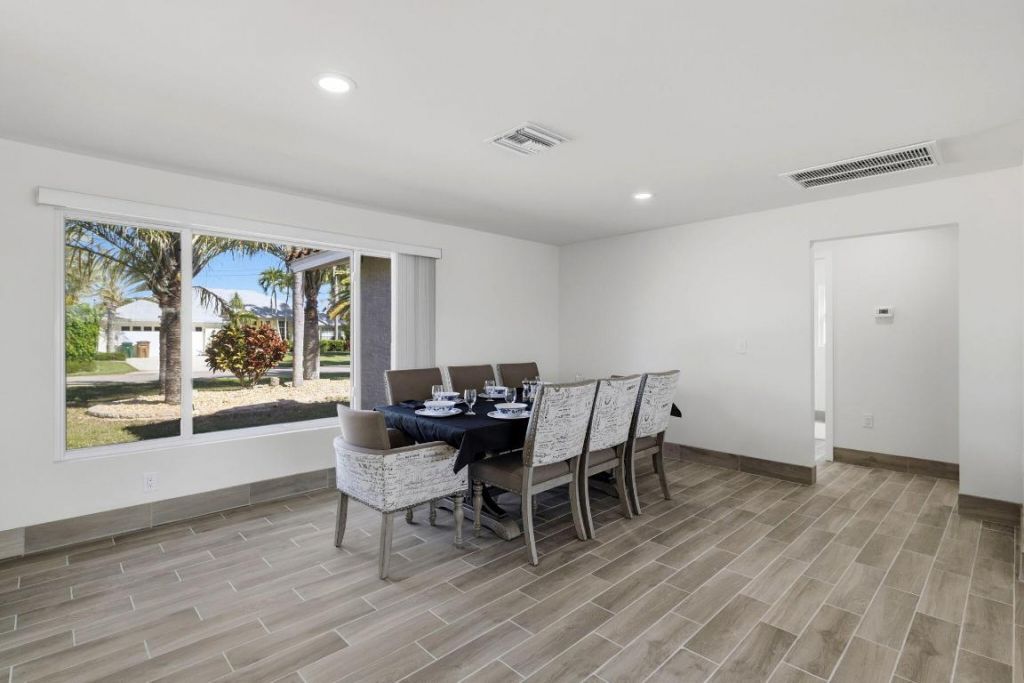 1636 SE 39th Street, Cape Coral, FL 33904 Photo