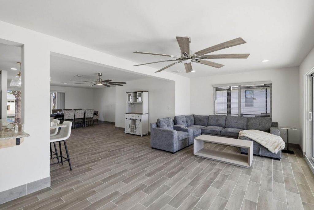 1636 SE 39th Street, Cape Coral, FL 33904 Photo