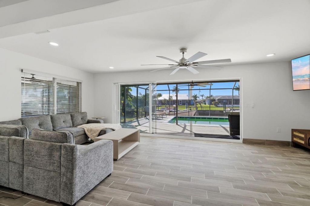 1636 SE 39th Street, Cape Coral, FL 33904 Photo