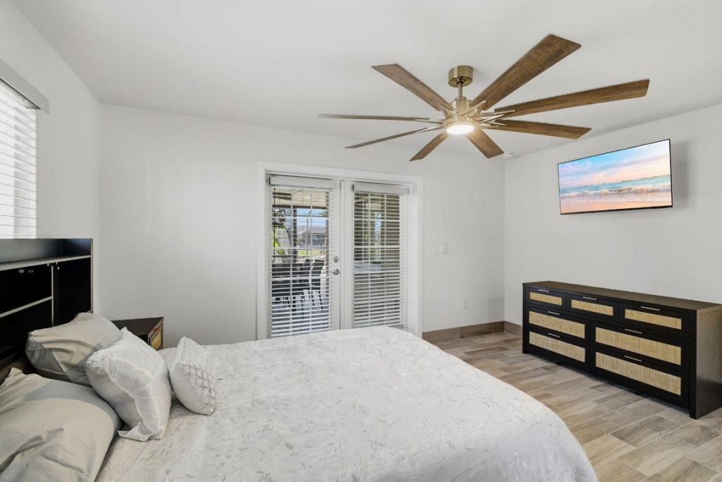 1636 SE 39th Street, Cape Coral, FL 33904 Photo