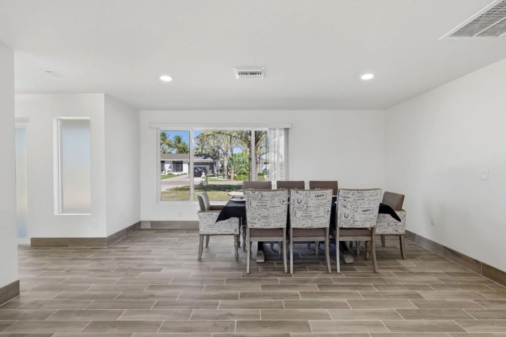 1636 SE 39th Street, Cape Coral, FL 33904 Photo