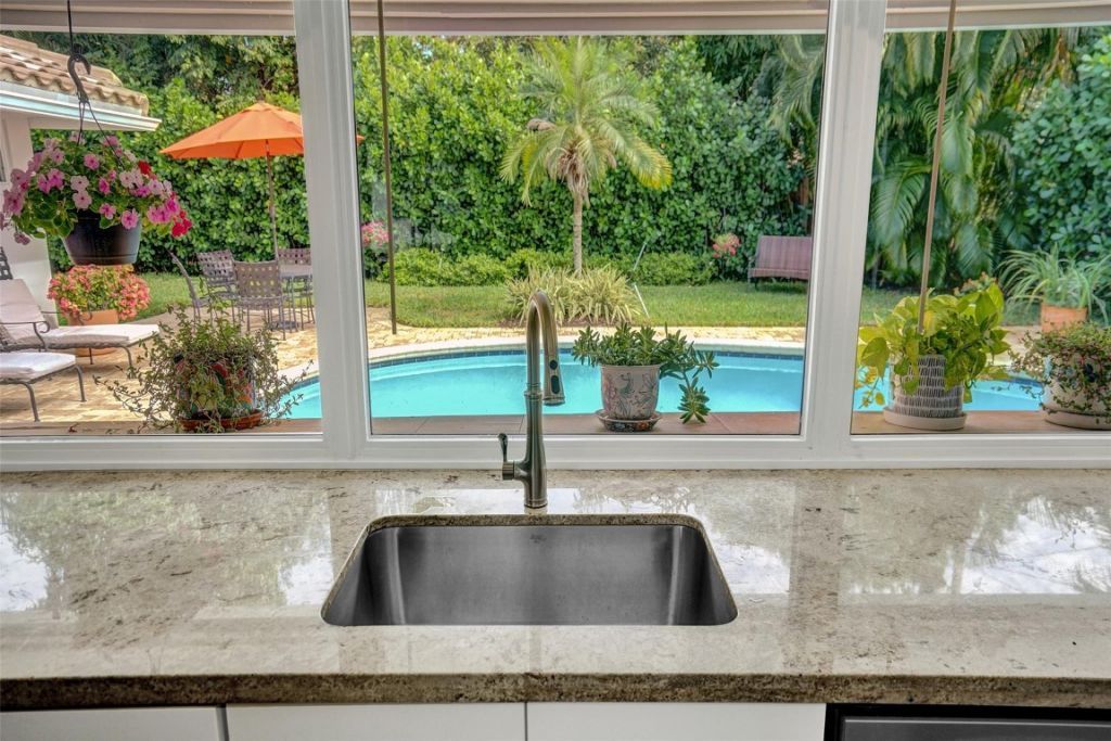 4820 NE 27 Avenue, Fort Lauderdale, FL 33308 Photo