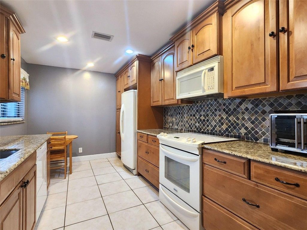1572 SW 23rd Terrace, Deerfield Beach, FL 33442 Photo