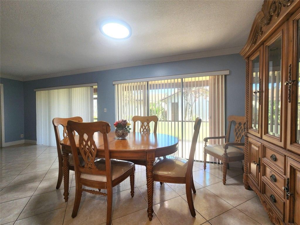 1572 SW 23rd Terrace, Deerfield Beach, FL 33442 Photo