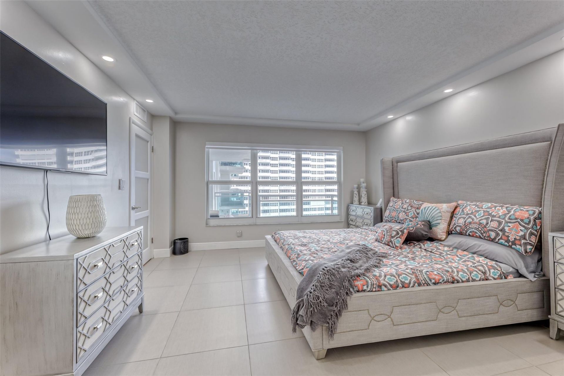 3900 Galt Ocean Drive, Unit 712, Fort Lauderdale, FL 33308 Photo