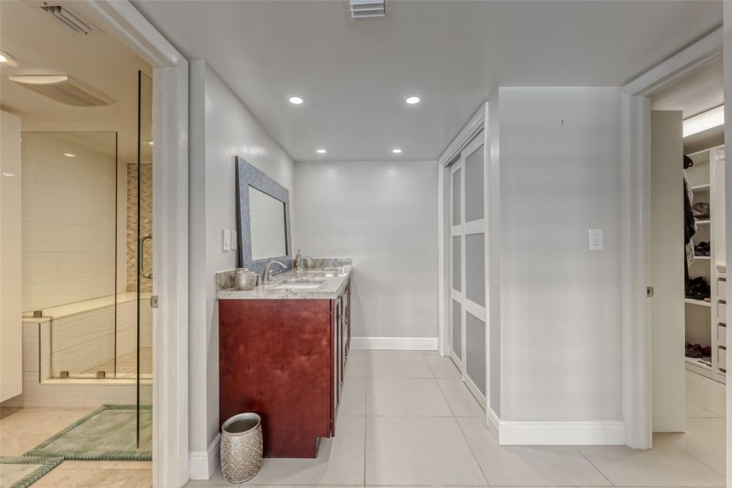 3900 Galt Ocean Drive, Unit 712, Fort Lauderdale, FL 33308 Photo