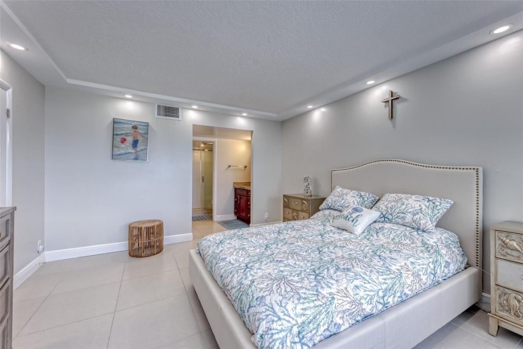 3900 Galt Ocean Drive, Unit 712, Fort Lauderdale, FL 33308 Photo