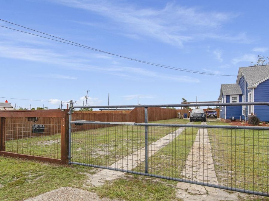 Property Image 39