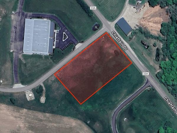 30313 Chieftain Drive, Logan, OH 43138