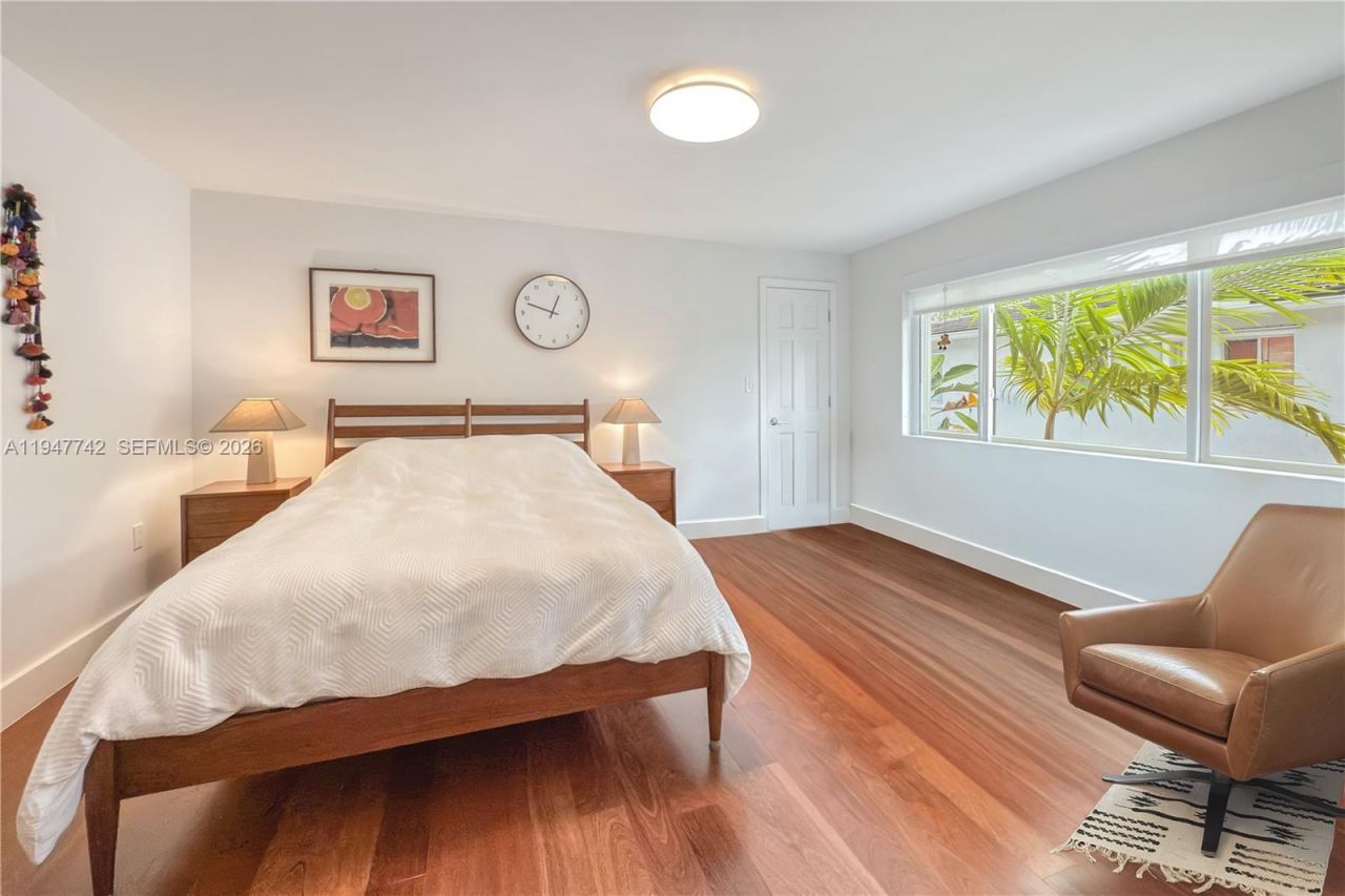 741 6th St, Unit 202-W, Miami Beach, FL 33139 Photo