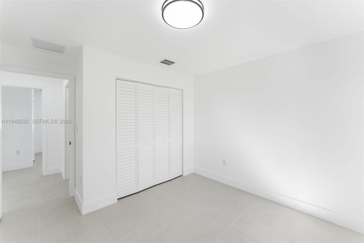 1568 NW 68th St, Miami, FL 33147 Photo