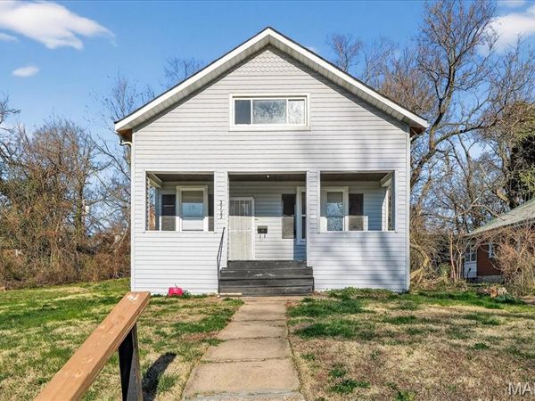 3727 Salome Avenue, Pine Lawn, MO 63121