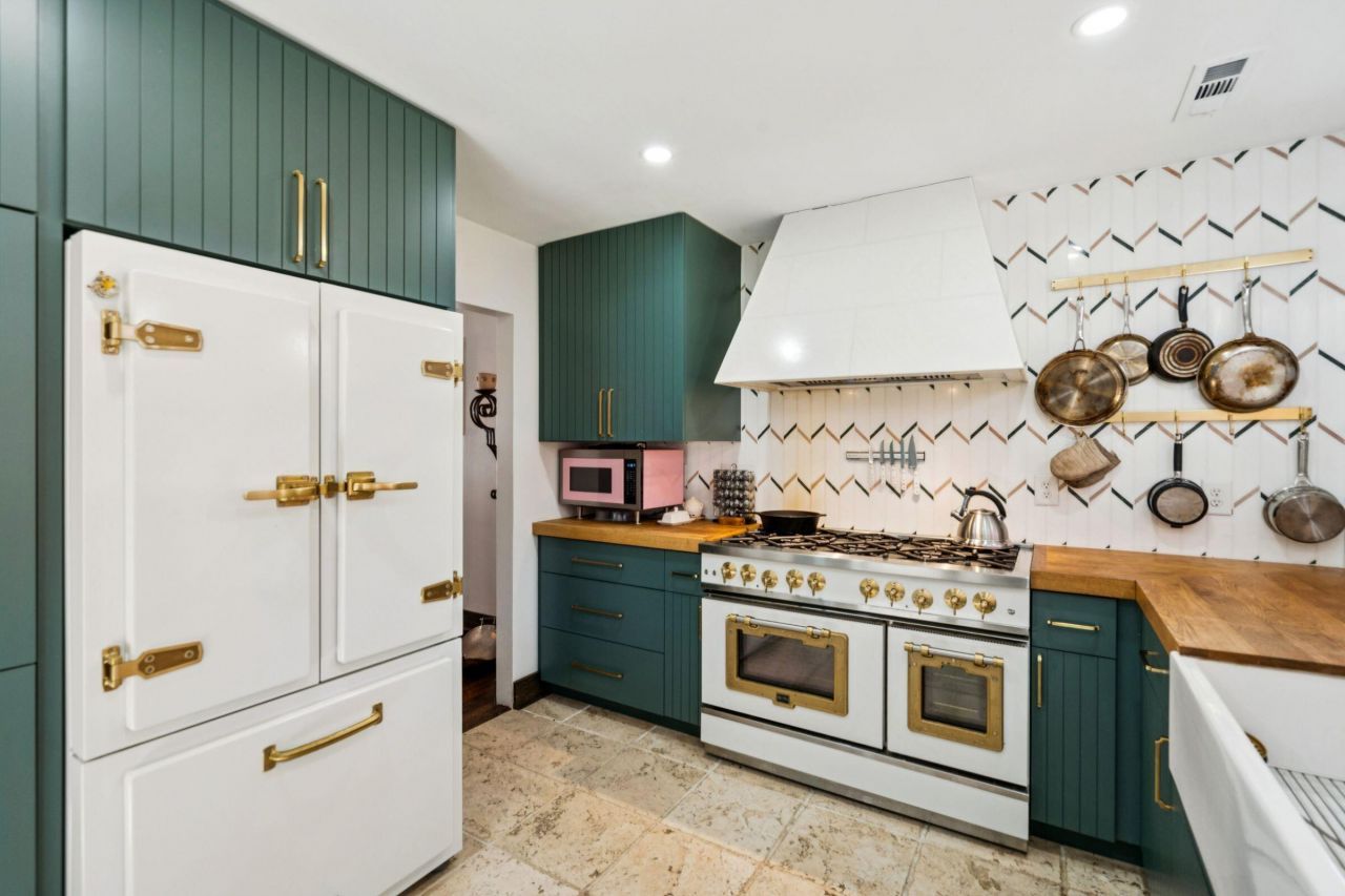 2014 Ion Avenue Photo 19