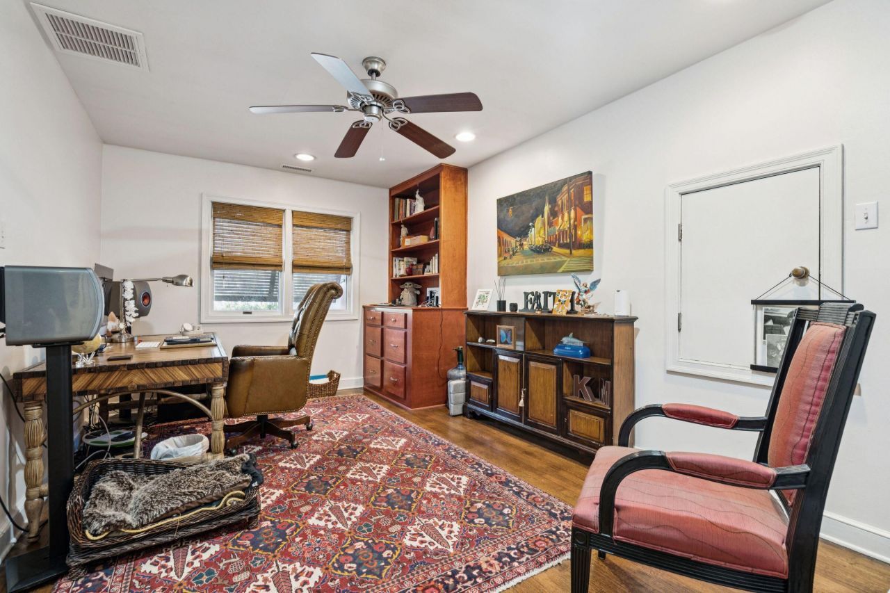 2014 Ion Avenue Photo 26