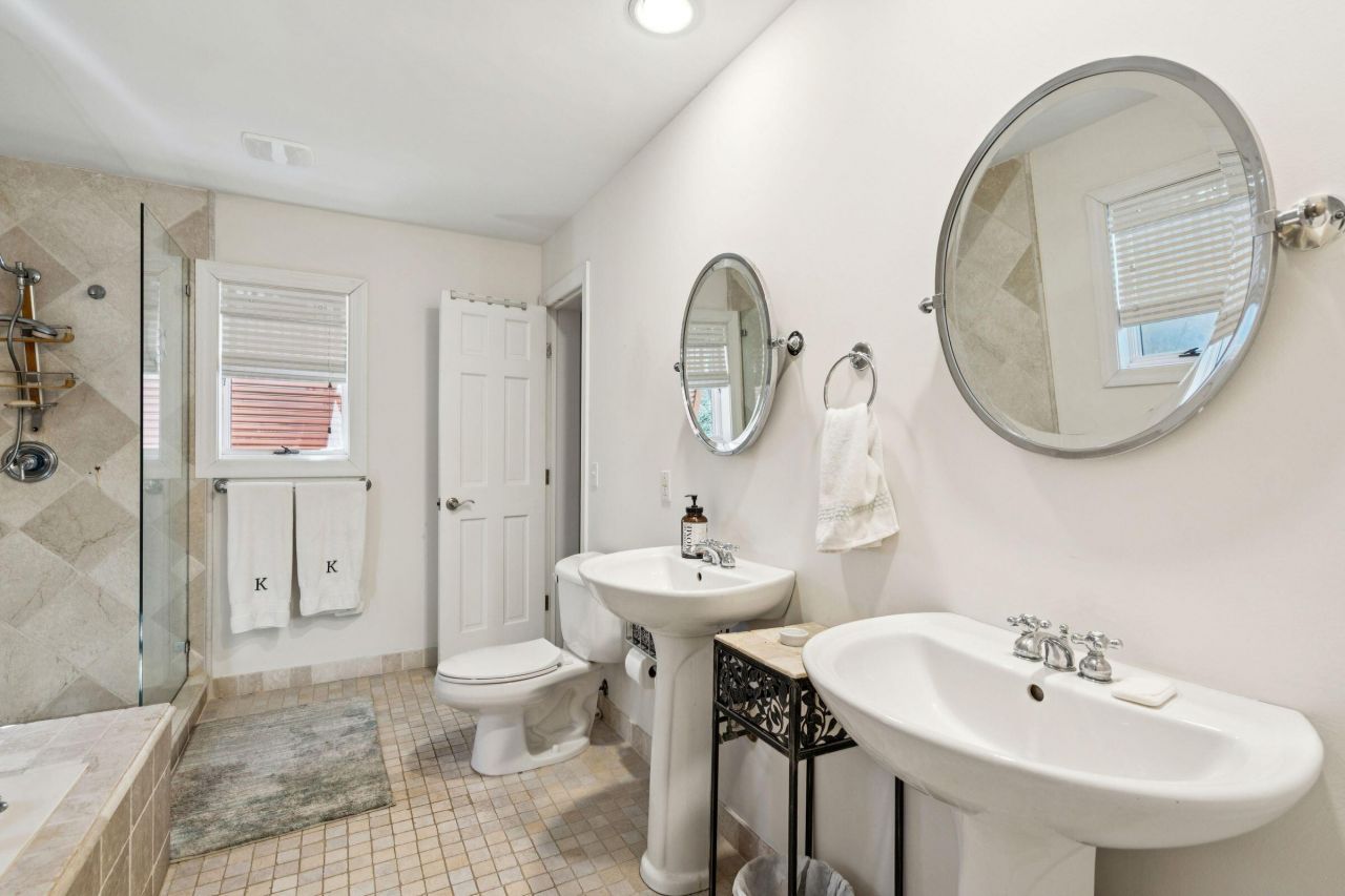 2014 Ion Avenue Photo 29