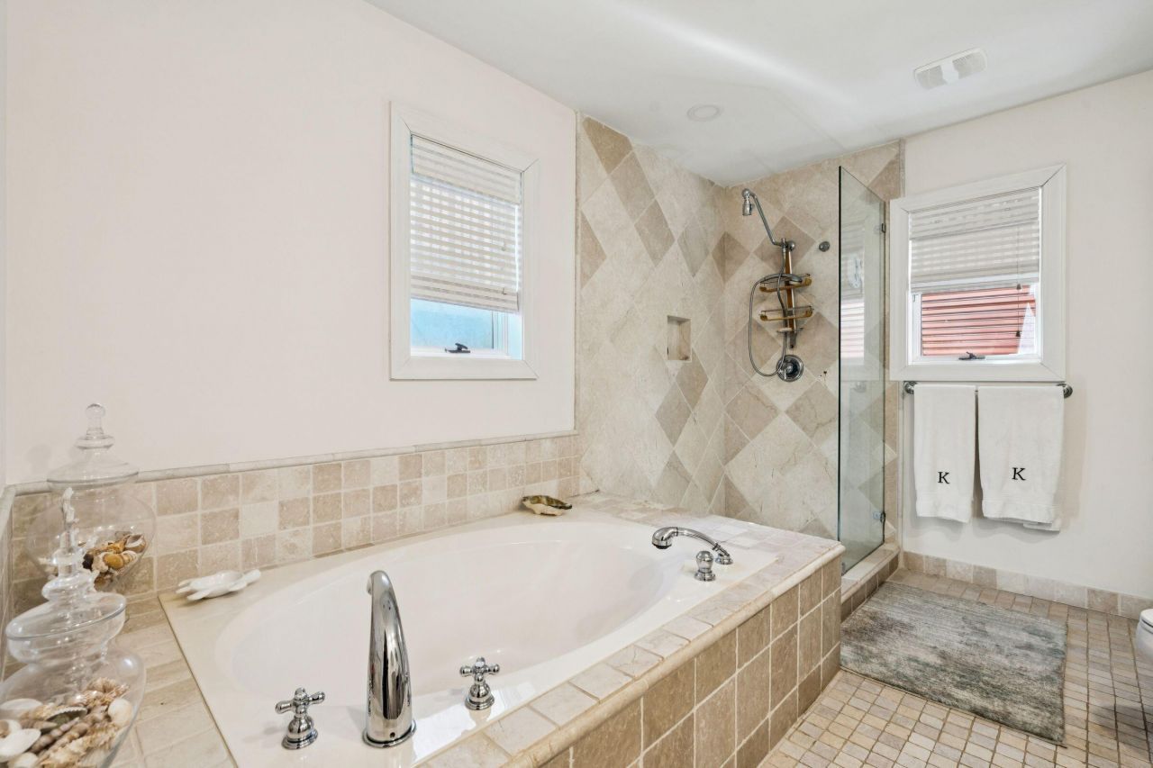 2014 Ion Avenue Photo 30