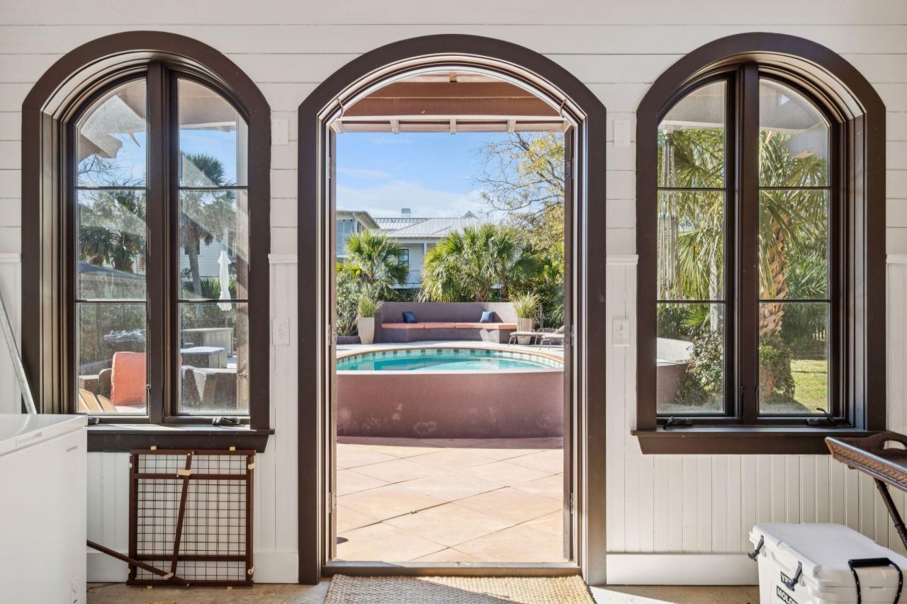 2014 Ion Avenue Photo 33