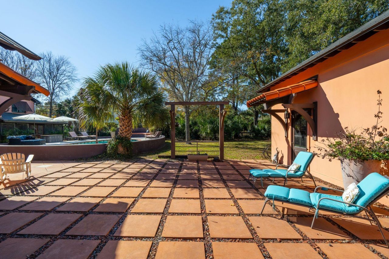 2014 Ion Avenue Photo 52