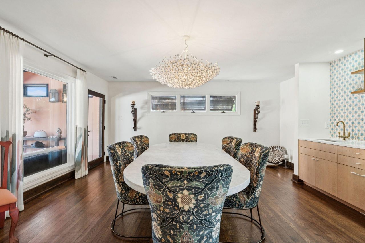 2014 Ion Avenue Photo 9