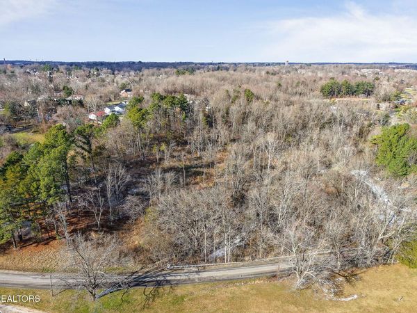 922 E Broad St, Cookeville, TN 38501