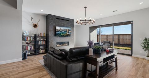 1561 Evangeline Drive, Sparks, NV 89436 Photo