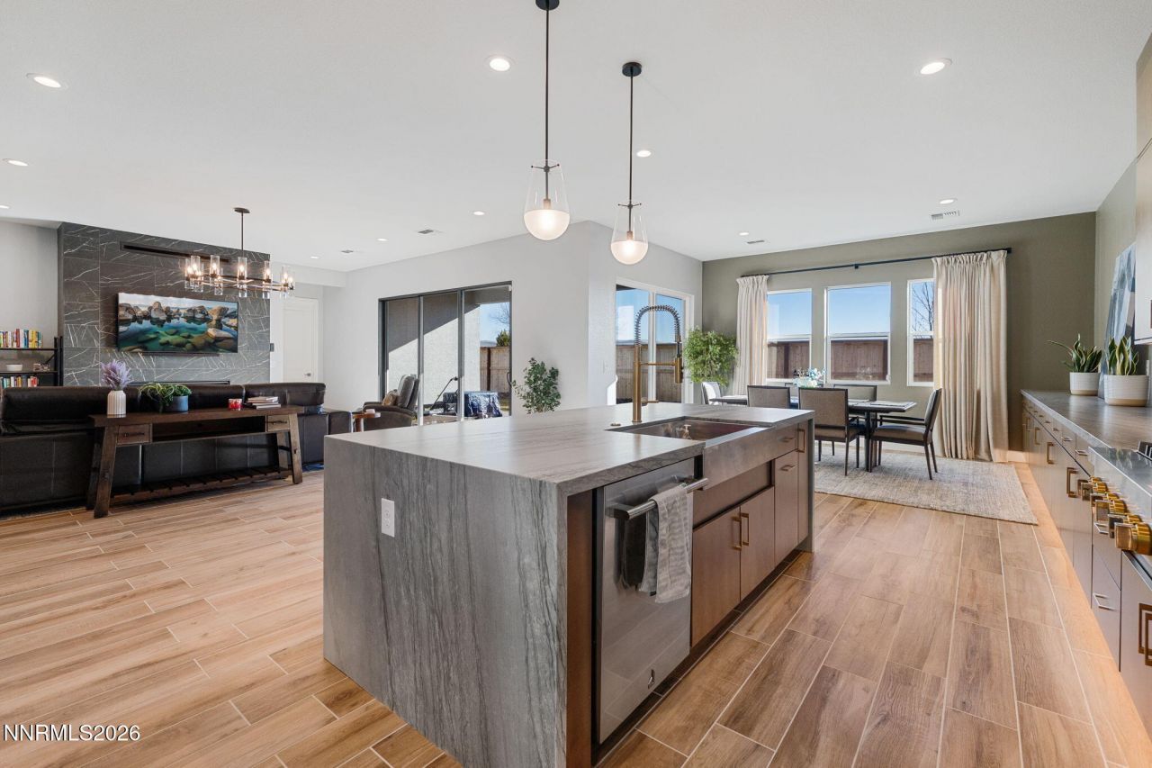 1561 Evangeline Drive, Sparks, NV 89436 Photo