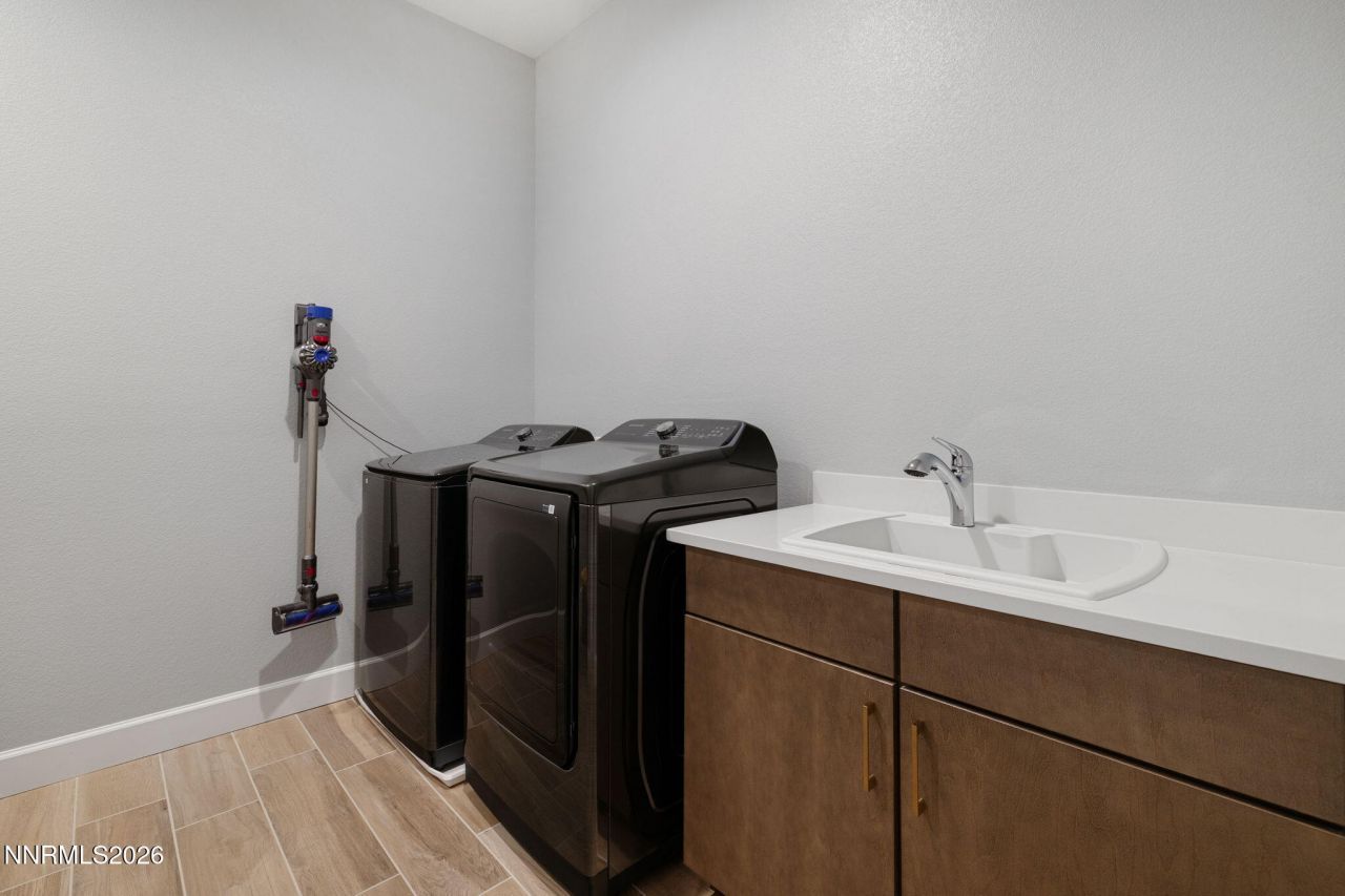 1561 Evangeline Drive, Sparks, NV 89436 Photo