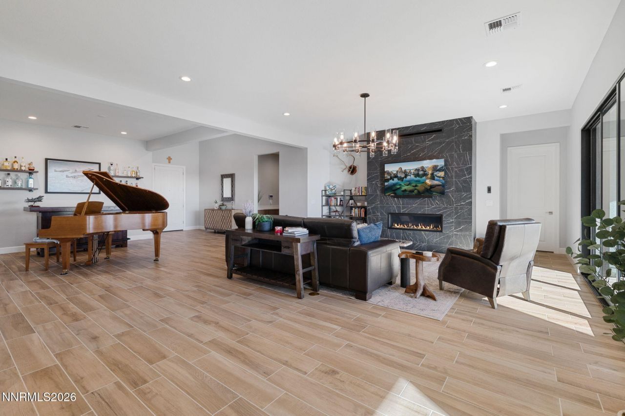 1561 Evangeline Drive, Sparks, NV 89436 Photo