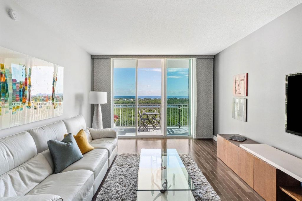 450 N Federal Highway, Unit 1107, Boynton Beach, FL 33435 Photo