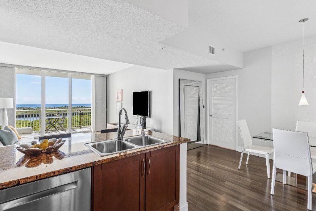 450 N Federal Highway, Unit 1107, Boynton Beach, FL 33435 Photo