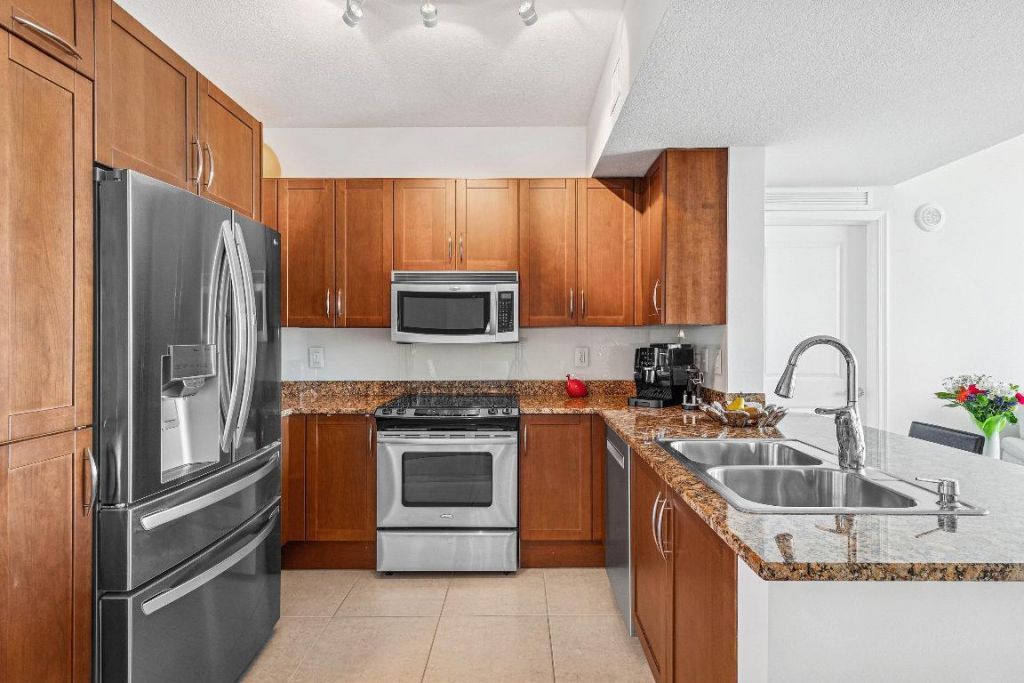 450 N Federal Highway, Unit 1107, Boynton Beach, FL 33435 Photo