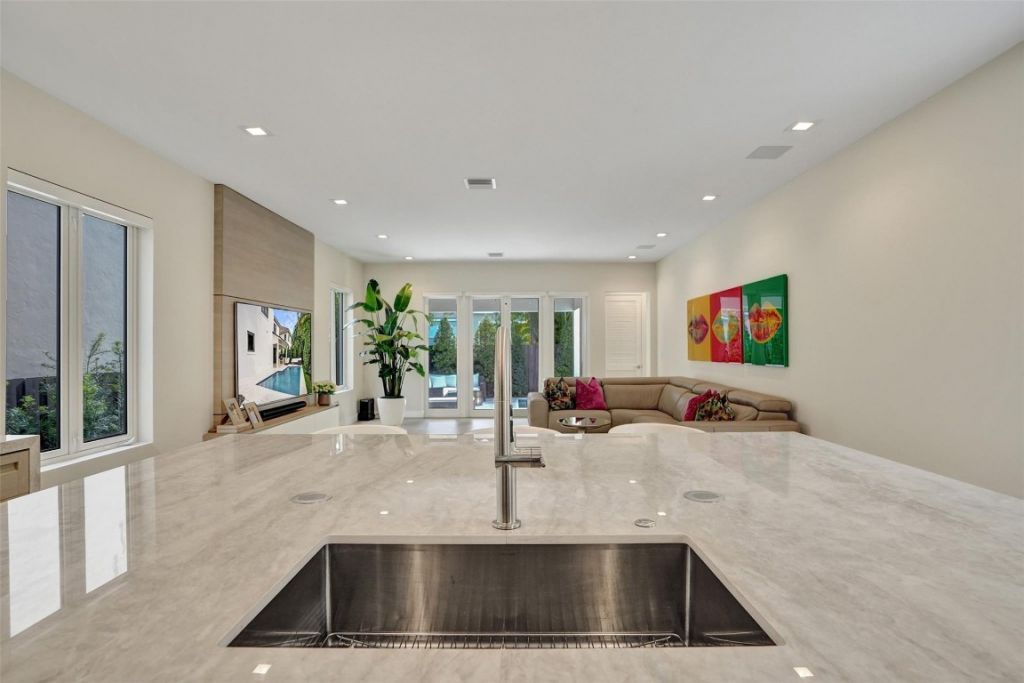 904 Ponce De Leon Drive, Fort Lauderdale, FL 33316 Photo