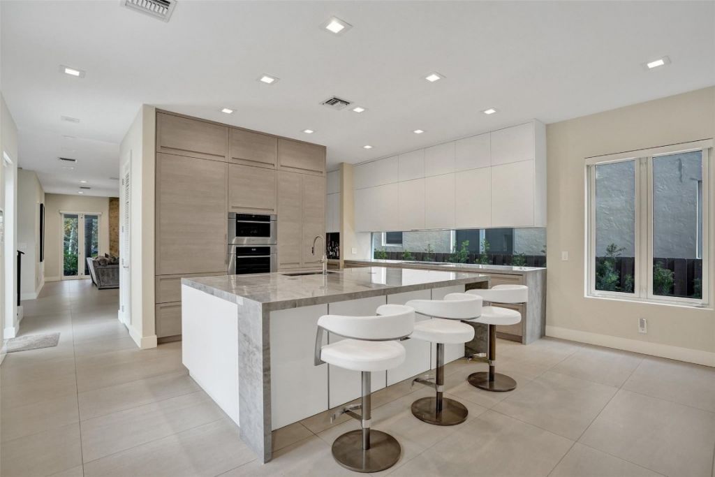 904 Ponce De Leon Drive, Fort Lauderdale, FL 33316 Photo