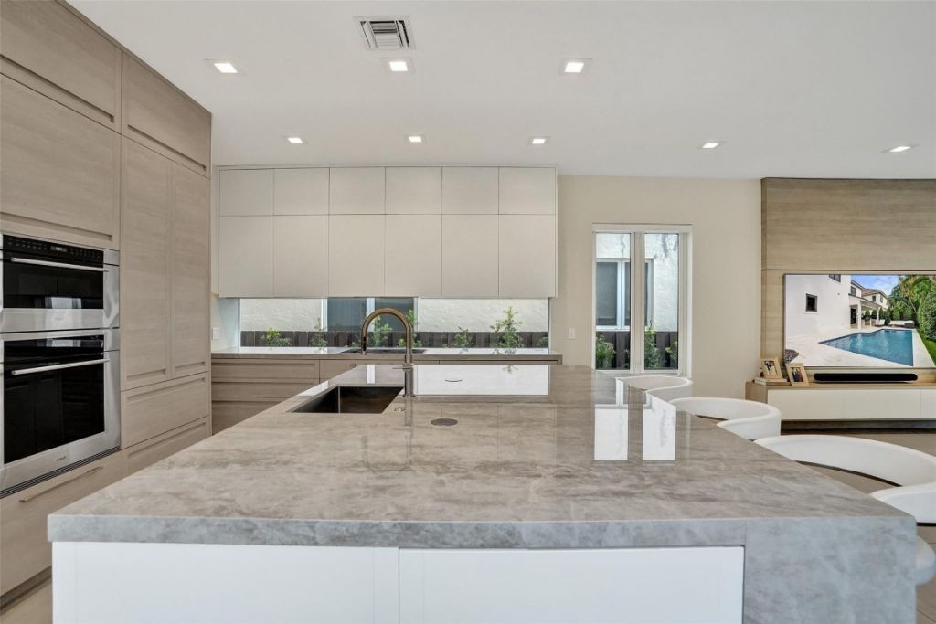 904 Ponce De Leon Drive, Fort Lauderdale, FL 33316 Photo