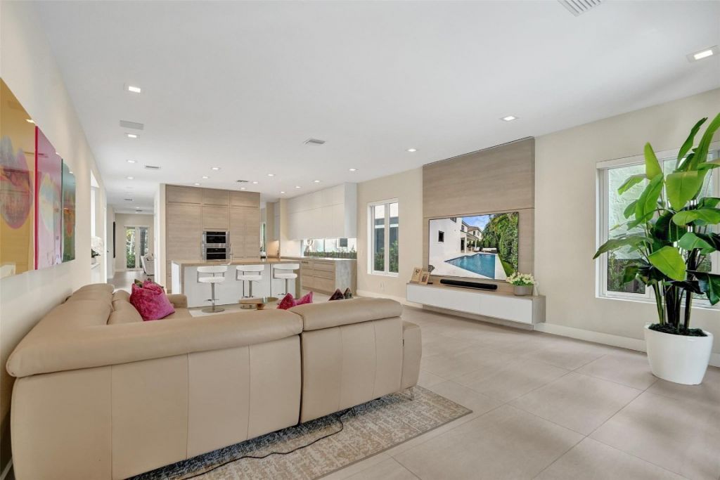 904 Ponce De Leon Drive, Fort Lauderdale, FL 33316 Photo